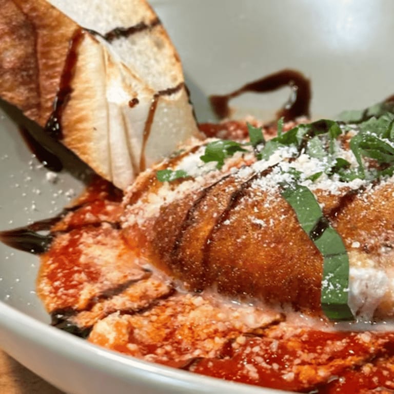 Delicious Burrata Creations: Pizza, Pasta, and More